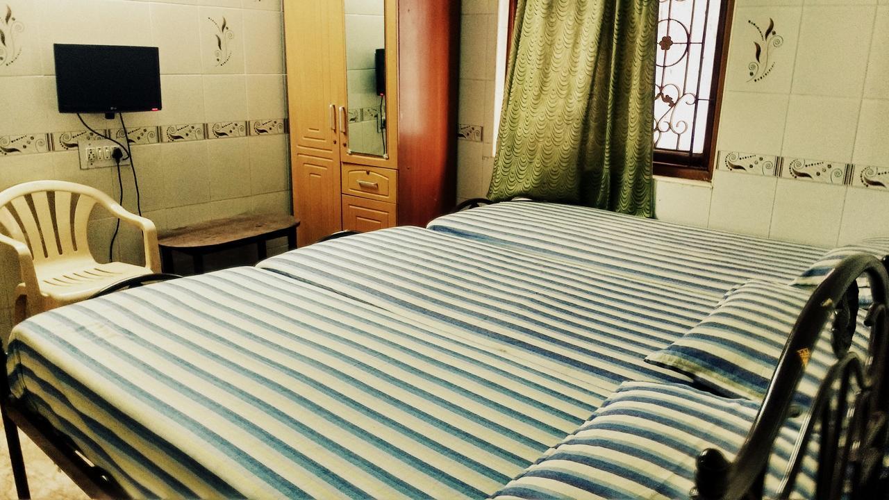 Hôtel Senate Regency à Chennai Extérieur photo