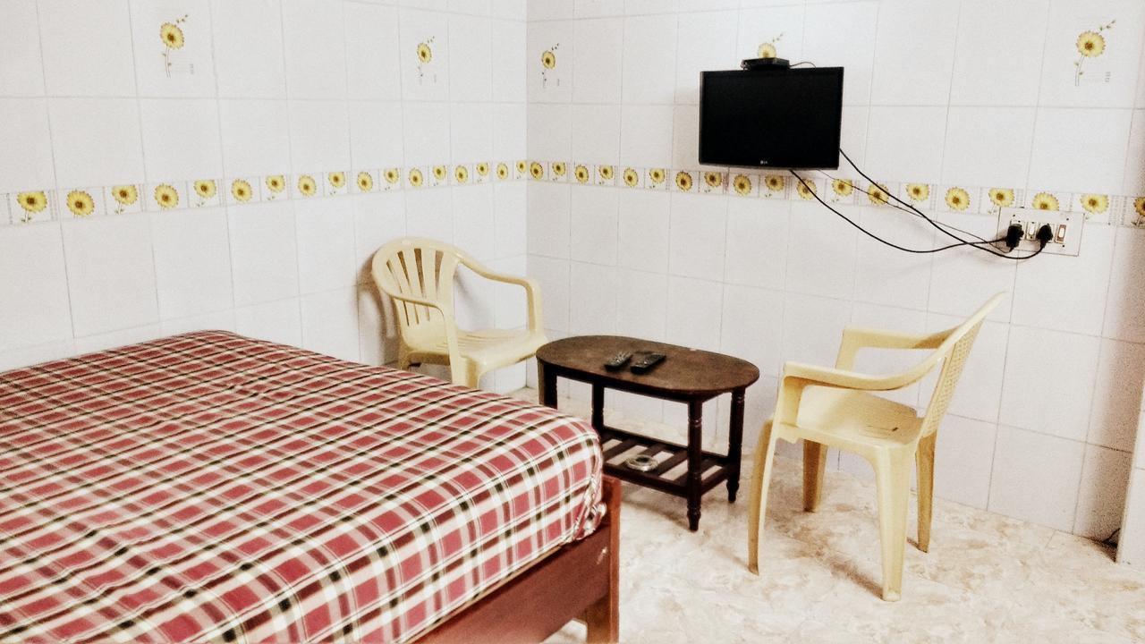 Hôtel Senate Regency à Chennai Extérieur photo